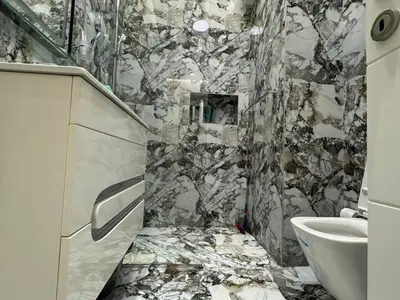 Apartament 1+1 me qera në Square 21, Tiranë, 77 m². Foto 6 nga 12