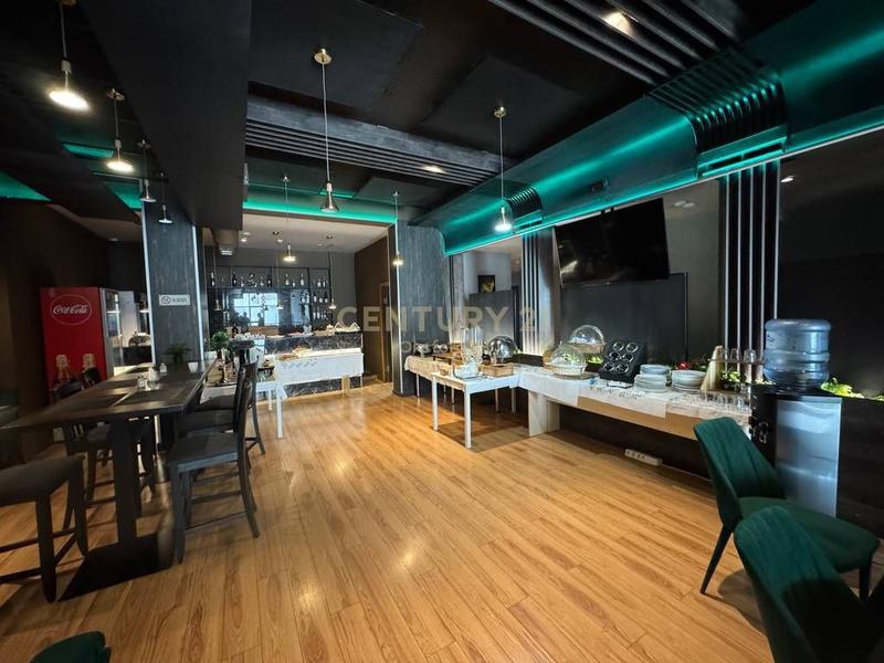 Magazinë në shitje në Vlora Marina, Vlorë, 1 400 m². Foto 8 nga 9