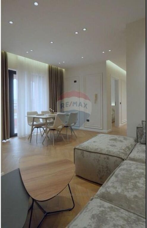 Apartment for sale in Rruga e Kavajës, Tirana, 105 m². Photo 2 of 3