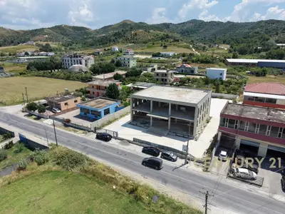 Ambient biznesi në shitje në Marikaj, Tiranë, 3 200 m². Foto 1 nga 12