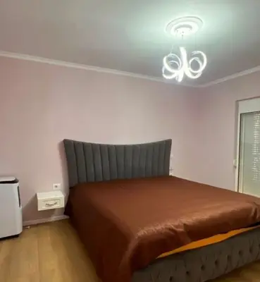 Apartament 3+1 me qera në Petro Nini Luarasi, Tiranë, 80 m². Foto 7 nga 9