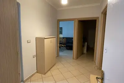 Apartament 2+1 në shitje në Xhamlliku, Tiranë, 71 m². Foto 8 nga 10