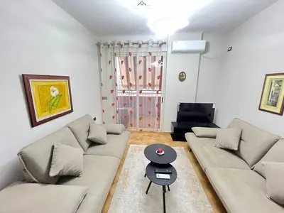 Appartamento 1+1 in affitto a Rruga Sami Frashëri, Tirana, 65 m². Foto 3 di 9