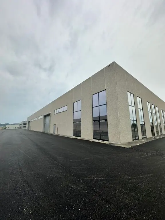Magazzino in affitto a Porto Romano industrial port, Durazzo, 6.000 m²