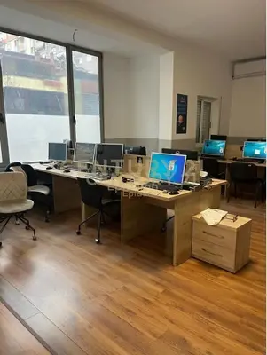 Ambient biznesi me qera në KAZAZI...Therje, Durrës, 160 m². Foto 3 nga 7