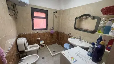 Shtëpi private 2+1 me qera në Vilat Gjermane, Tiranë, 100 m². Foto 6 nga 6