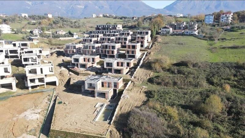 Vilë 4+1 në shitje në Farkë, Tiranë, 221 m². Foto 2 nga 3