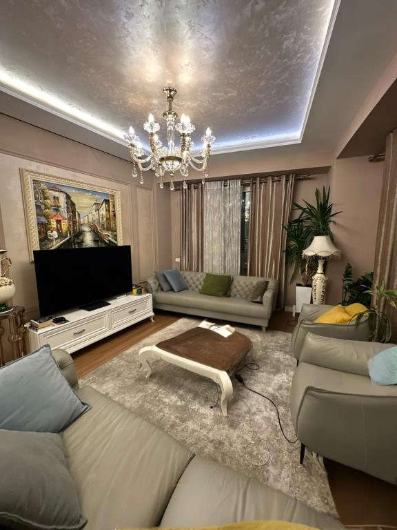 Appartamento 3+1 in vendita a Kompleksi Magnet, Tirana, 166 m²