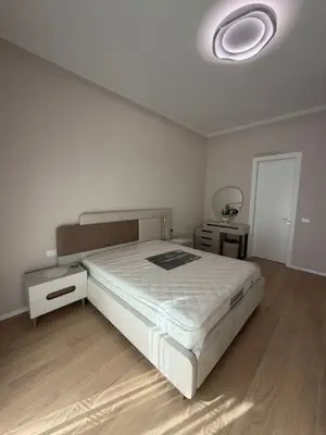 Apartament 2+1 me qera në Kompleksi Delijorgji, Tiranë, 114 m². Foto 4 nga 9