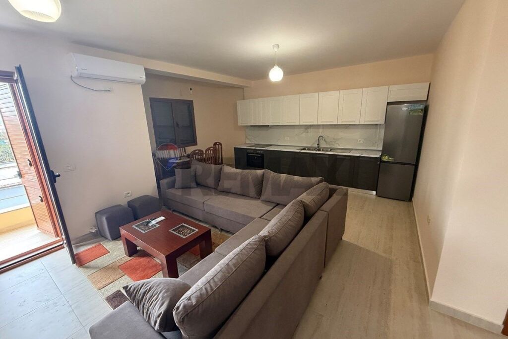 Apartment for rent in Laprakë, Tirana, 90 m². Photo 2 of 3