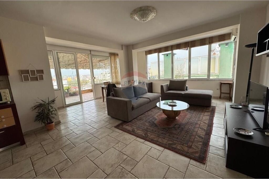 Apartament në shitje në Sheshi Willson, Tiranë, 226 m². Foto 3 nga 3
