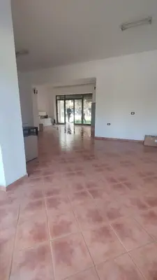 Negozio in vendita a Fier, 63 m². Foto 5 di 9