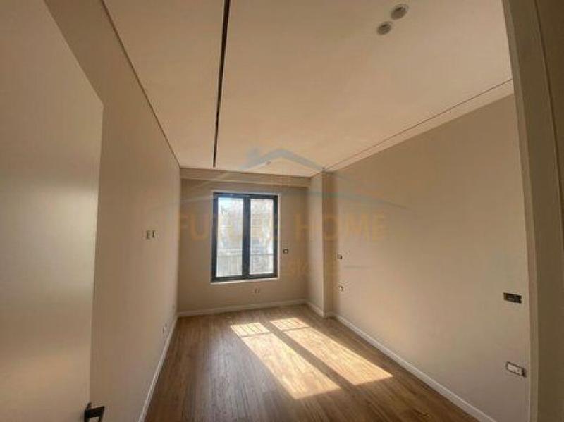 Appartamento 2+1 in vendita a Rruga Karl Gega, Tirana, 100 m²