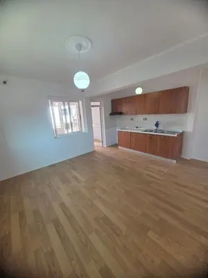 Apartament 2+1 në shitje në Rruga Aleksander Goga, Durrës, 80 m². Foto 5 nga 6
