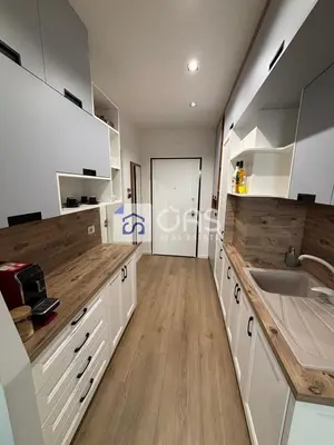 Apartament me qera në Ekonomiku, Tiranë, 60 m². Foto 4 nga 11