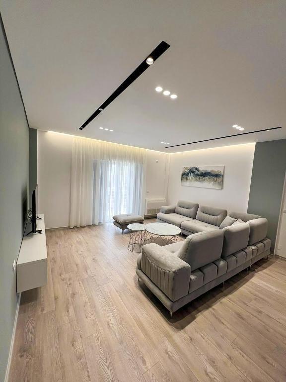 Appartamento 2+1 in vendita a Rruga Janaq Kumi, Saranda, 123 m²