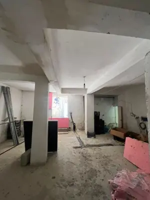 Dyqan me qera në Rruga Jahja Ballhysa, Durrës, 140 m². Foto 2 nga 9
