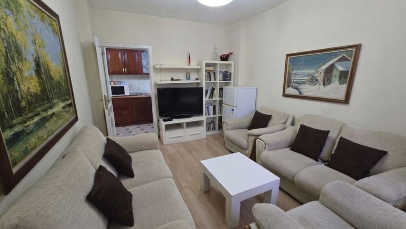 Apartment 2+1 for rent in Shallvaret, Tirana, 100 m²