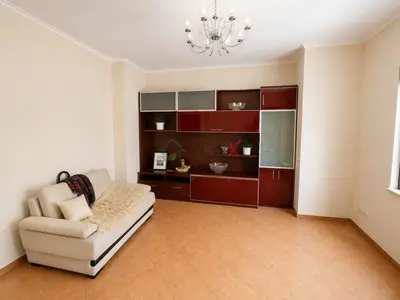 Apartament 2+1 në shitje në Rruga Mujo Ulqinaku, Durrës, 77 m². Foto 6 nga 12