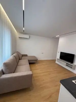 Apartament 1+1 në shitje në Rruga Asim Vokshi, Tiranë, 38 m². Foto 1 nga 4