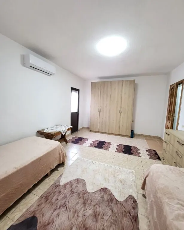 Appartamento 2+1 in affitto a Sheshi Uillson, Tirana, 80 m²