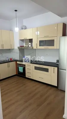 Apartament 2+1 me qera në Ali Dem, Tiranë, 96 m². Foto 2 nga 8