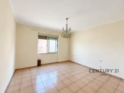 Villa in affitto a Kodra e Priftit, Tirana, 520 m². Foto 9 di 12