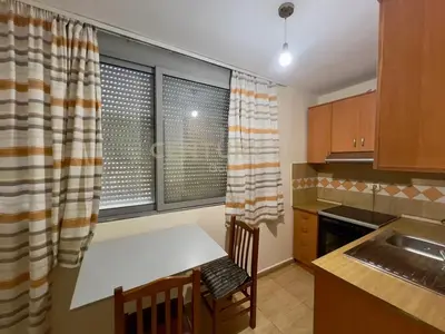 Apartament 1+1 me qera në Rruga Kongresi i Manastirit, Tiranë, 60 m². Foto 3 nga 8
