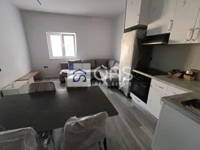 Apartament 2+1 me qera në Porcelan, Tiranë, 90 m². Foto 3 nga 4