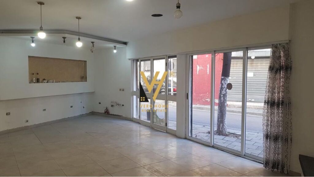 Commercial space for rent in Zogu i Zi, Tirana, 69 m². Photo 1 of 3