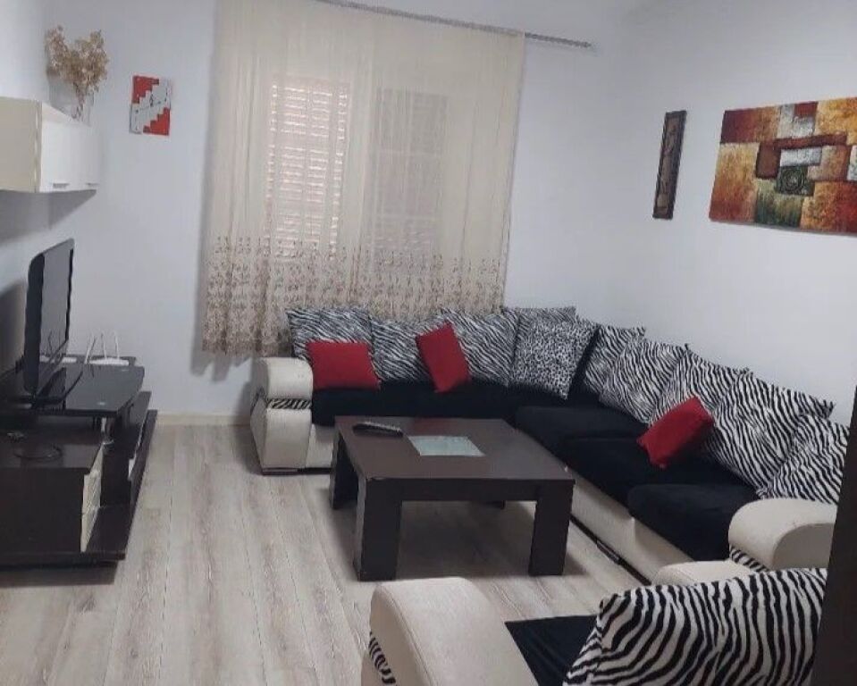 Appartamento 2+1 in affitto a Shkolla e Baletit, Tirana, 150 m². Foto 3 di 3