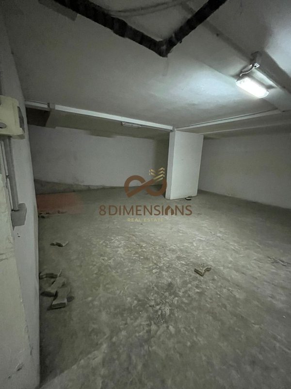 Terreno in vendita a Rruga Bardhyl, Tirana, 208 m²
