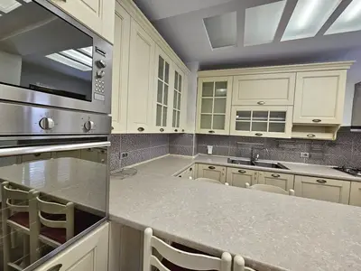 Apartament 2+1 në shitje në Myslym Shyri, Tiranë, 151 m². Foto 6 nga 12