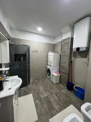 Apartament 2+1 në shitje në Golden Park, Tiranë, 100 m². Foto 6 nga 7