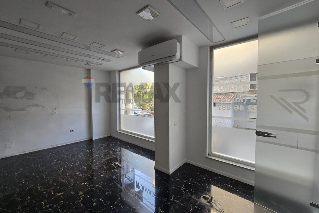 Ufficio in affitto a Rruga Mine Peza, Tirana, 44 m²