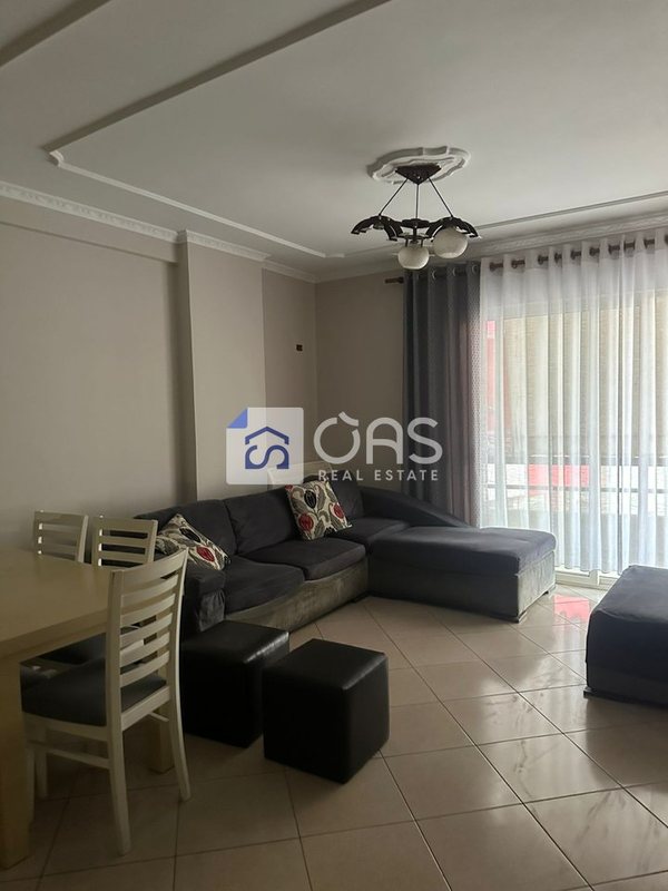 Appartamento 2+1 in affitto ad Astir, Tirana, 94 m²