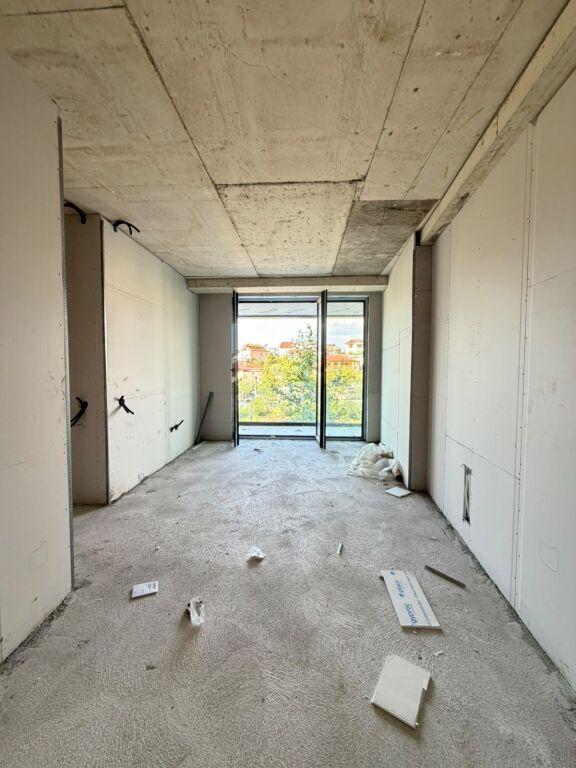Appartamento 1+1 in vendita a Euroshop "Materniteti i ri", Tirana, 75 m²