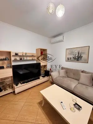 Apartament 2+1 me qera në Plazhi Rrota e Kuqe, Durrës, 90 m². Foto 2 nga 4