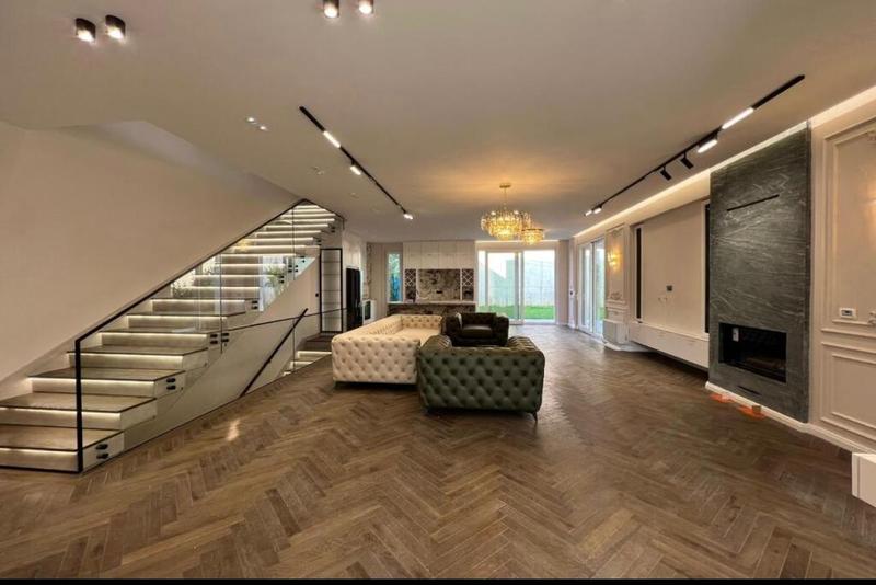 Villa for rent in TEG, Tirana, 306 m²