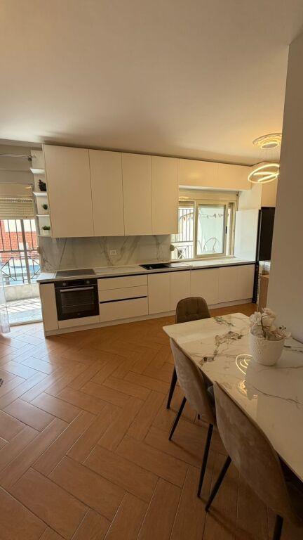 Apartament 2+1 në shitje në Tiranë, 105 m². Foto 4 nga 7