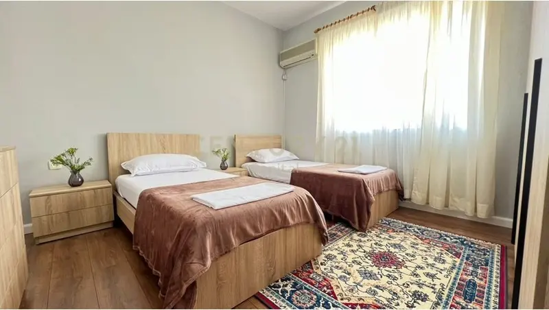 Garsoniere me qera në Bulevardi Zhan D’Ark, Tiranë, 126 m²