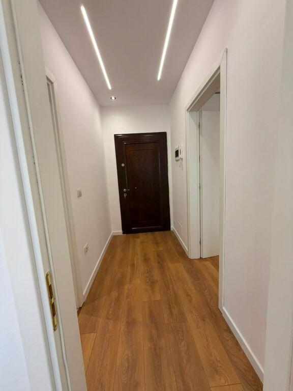Apartament 1+1 në shitje në Rruga Studenti, Tiranë, 60 m². Foto 9 nga 10