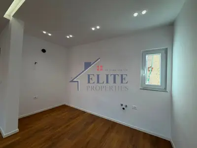 Apartament 2+1 në shitje në Rruga Haxhi Dalliu, Tiranë, 75 m². Foto 3 nga 11