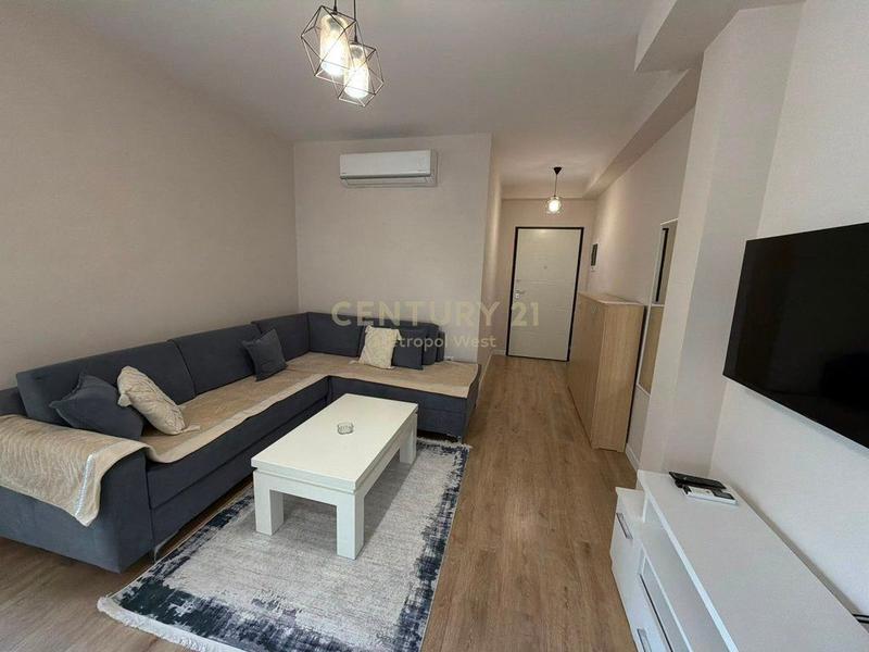 Appartamento 1+1 in affitto a Rruga Dalip Zavalani, Tirana, 60 m²