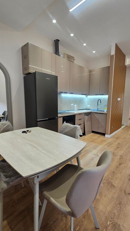 Apartment 1+1 for rent in Oxhaku, Tirana, 57 m². Photo 2 of 3