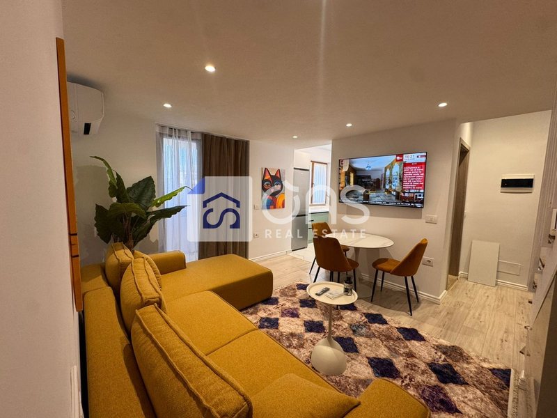 Apartament 1+1 me qera në Rruga e Dibrës, Tiranë, 60 m²