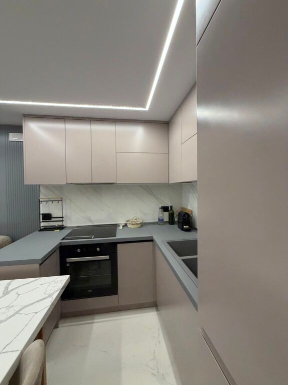 Apartment 2+1 for rent in Liqeni i Thatë, Tirana, 100 m². Photo 2 of 3