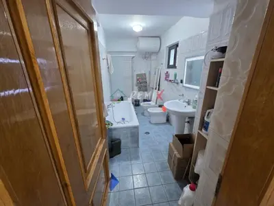 Apartament 2+1 në shitje në Durrës, 121 m². Foto 2 nga 12