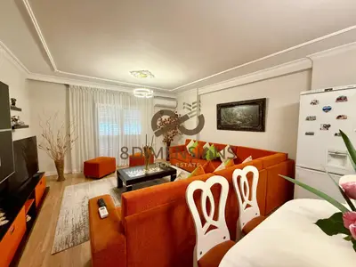 Apartament me qera në Komuna e Parisit, Tiranë, 105 m². Foto 3 nga 12