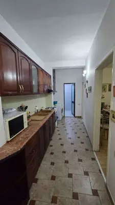 Apartament 2+1 me qera në Shallvaret, Tiranë, 100 m². Foto 3 nga 8